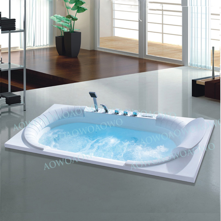 Luxury build in style bathtub sexy japanese style cheap price Arcylic jacuzzi